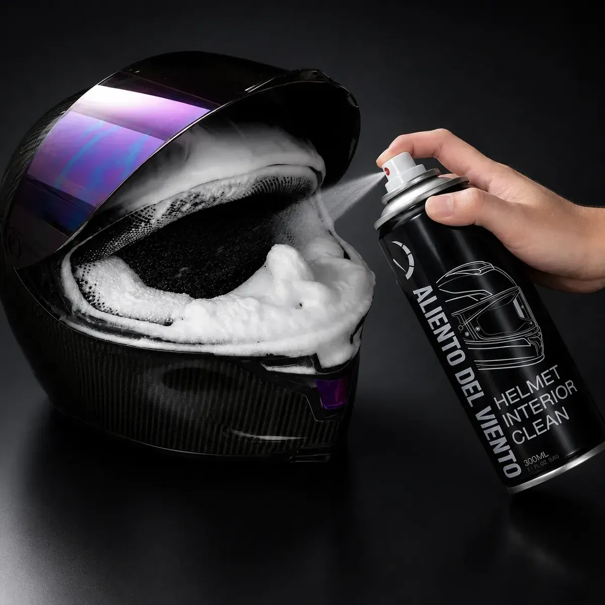 Limpiador para el interior del casco de motocicleta